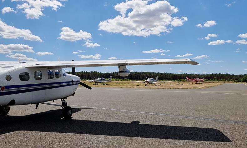 FLUGPLATZ_Schoenhagen_IE_011.2.jpg