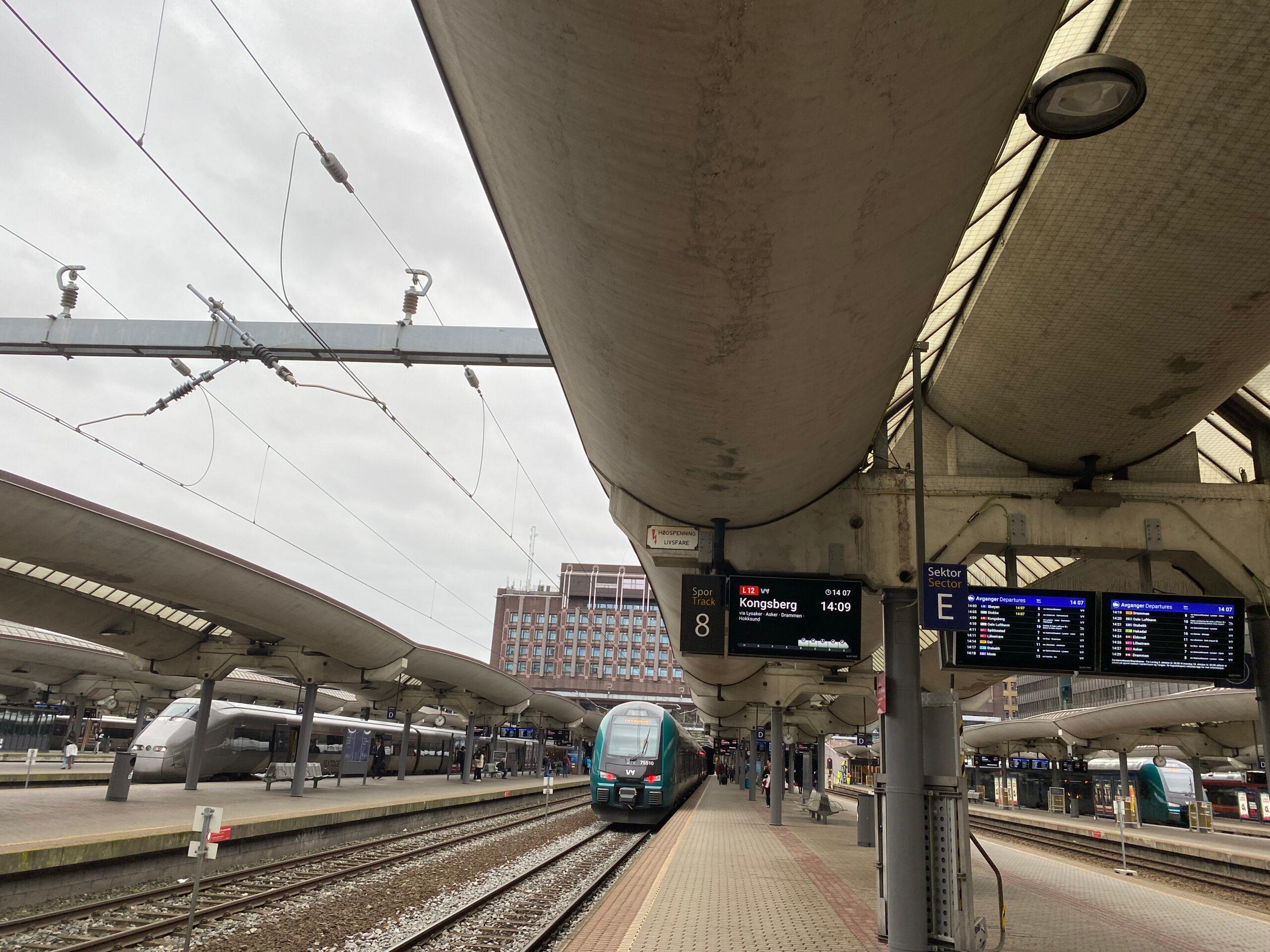 Oslo-Central-Station-Kongsberg-train-scaled.jpg