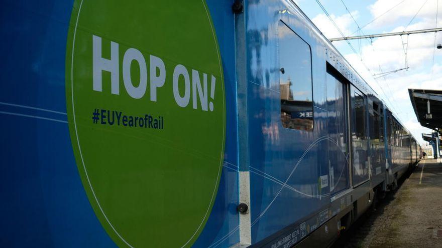 El 'Connecting Europe Express' recorrió 26 países de la UE para promover el ferrocarril. Laure Brillaud