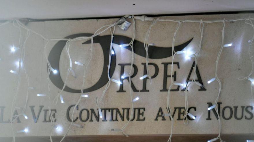 El logotipo del grupo Orpea en Neuilly-sur-Seine, cerca de París.