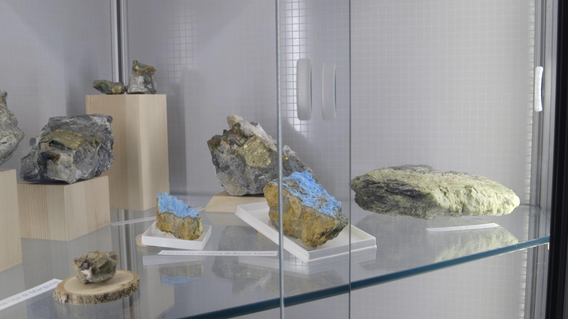 Minerali custoditi al museo minerario di Margone, Usseglio